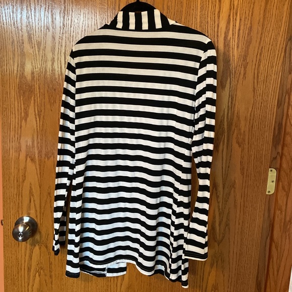 Samier open sweater, size large, black and white striped. - Picture 2 of 10